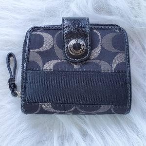 🍃 Coach Women's wallet
